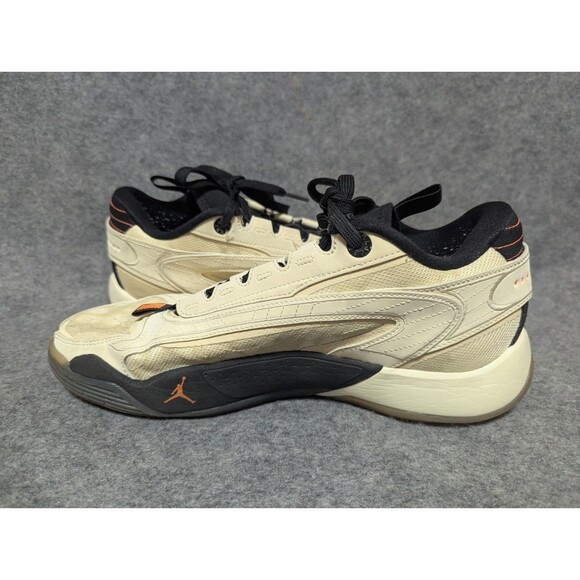 Nike Air Jordan Luka 2 Basketball Shoes Mens 9 Coconut Milk Black DX8733-100